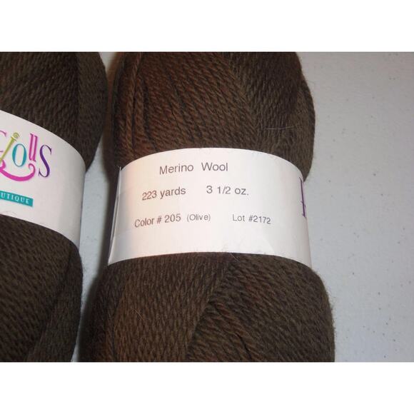 Fiberlicious Yarn Olive #205 Merino Wool 2 Skeins -1215T17 - Picture 3 of 3